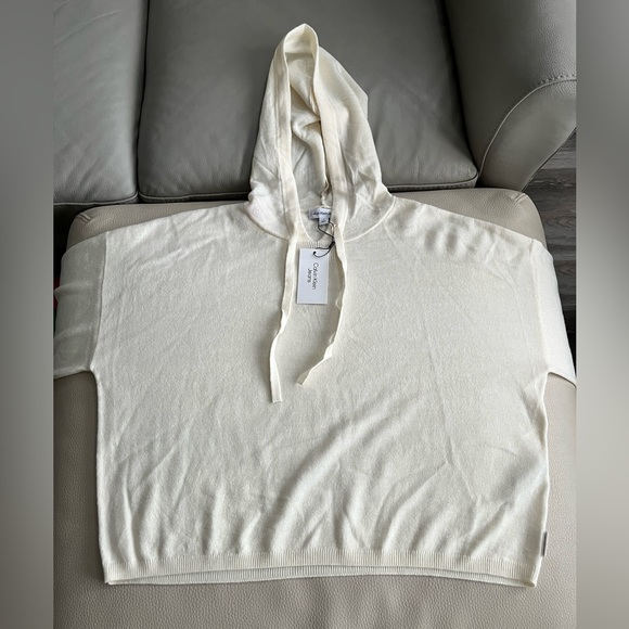 NWT - Calvin Klein Jeans Women’s Hooded Oversized Cropped Sweater - Size L - Picture 3 of 6